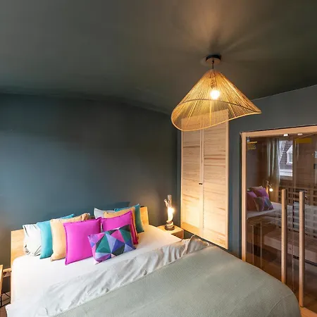 Africa Lodge, With Infra-red Sauna Apartment *