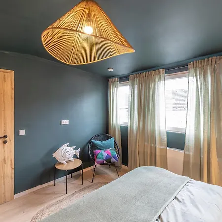 Africa Lodge, With Infra-red Sauna Apartment *