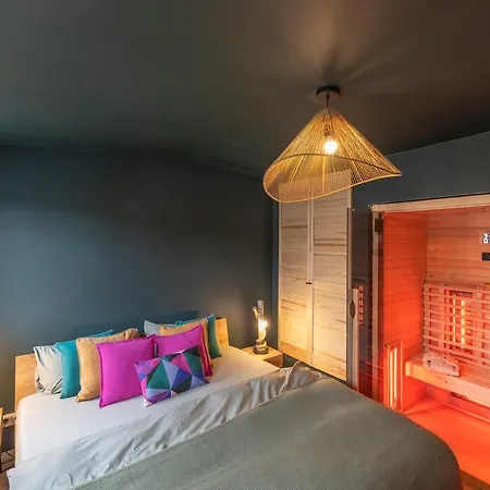 Africa Lodge, With Infra-red Sauna Daire *